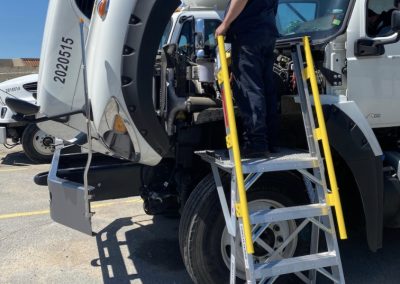 this image shows mobile truck repair in Fort Lauderdale, Florida